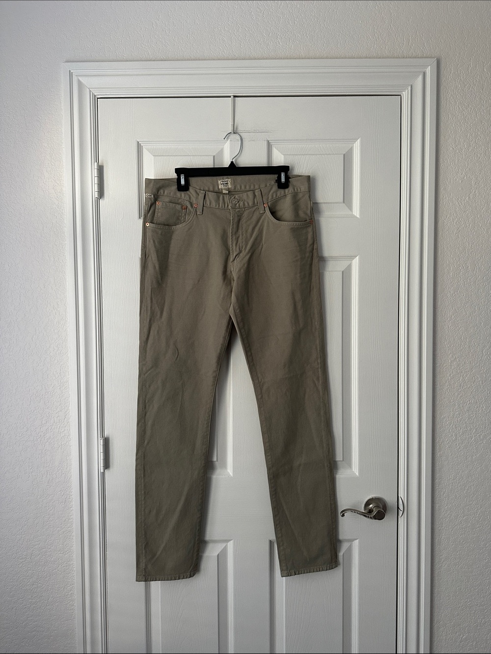 Citizens of Humanity “Noah” super skinny size 34